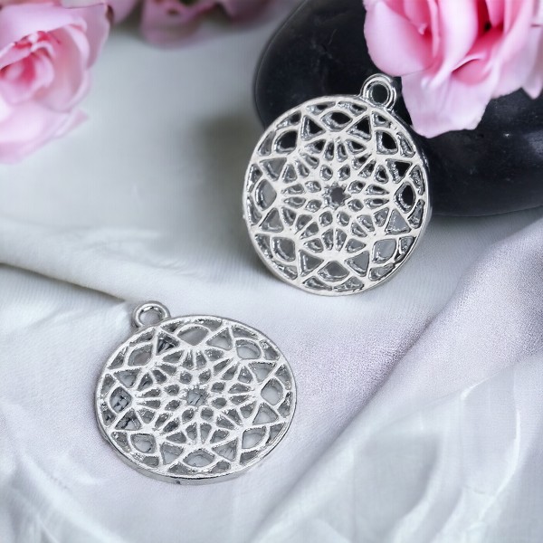 1 Buddhist Mandala Charm Anhänger silberfarben