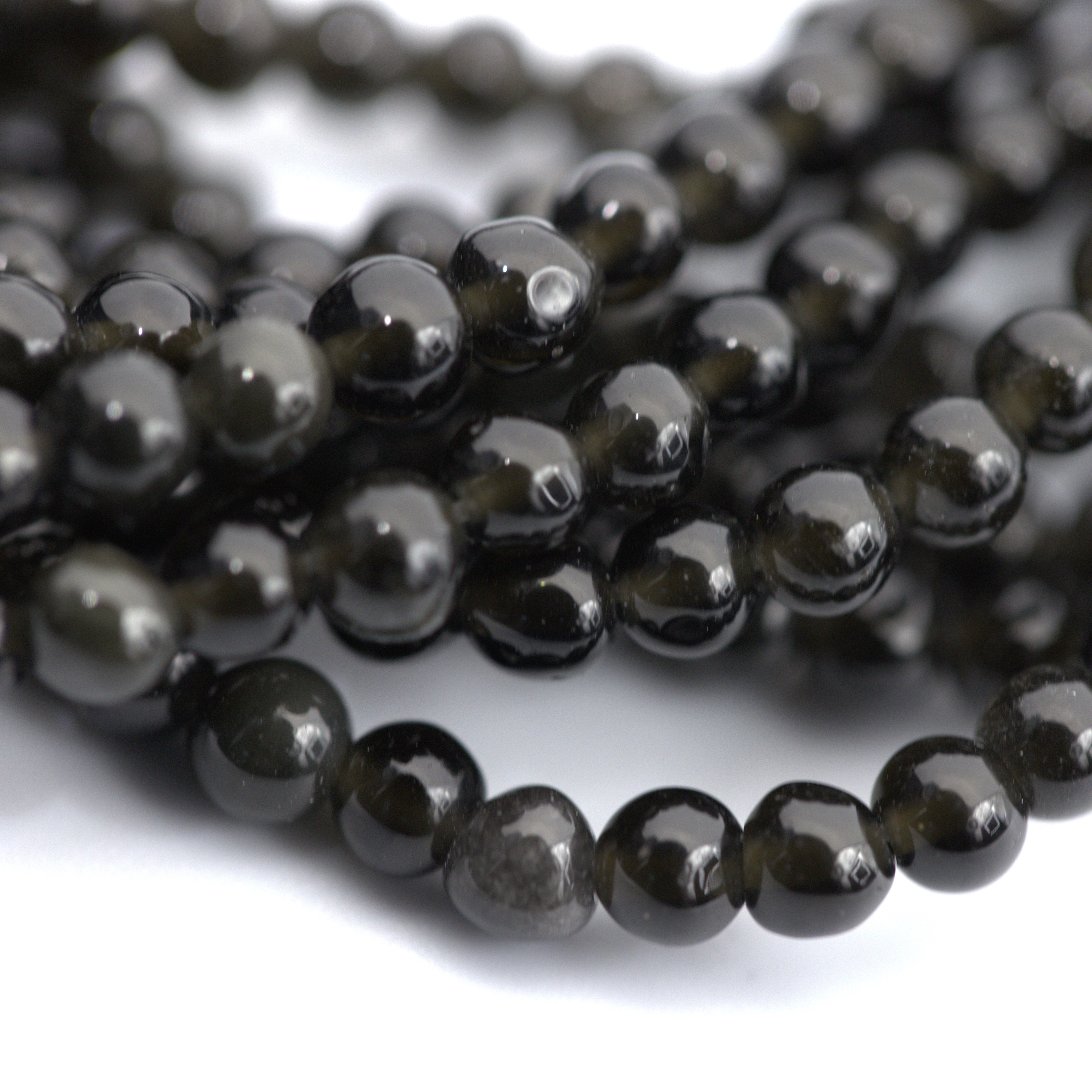 Obsidian Perlenstrang 4 - 4,5 mm rund glatt glänzend (ca. 94 Perlen / ca. 37,5 mm Länge)