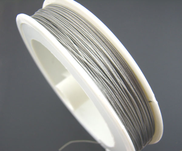 1 Rolle (10 Meter) Nylon ummantelter Edelstahl Schmuckdraht edelstahlfarben 0,38 mm