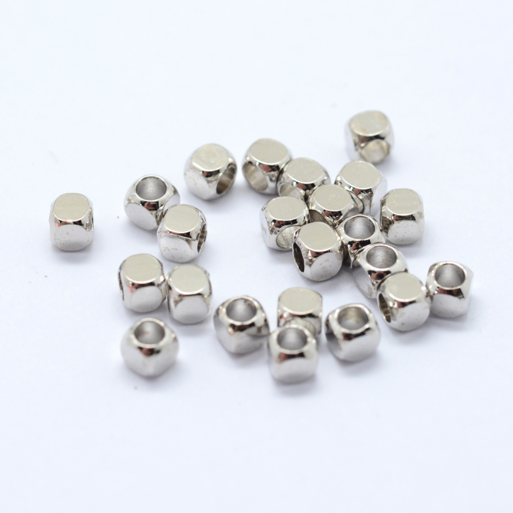 20 Metallperlen Zwischenperlen Spacer Würfel platinfarben 3 x 3 x 3 mm