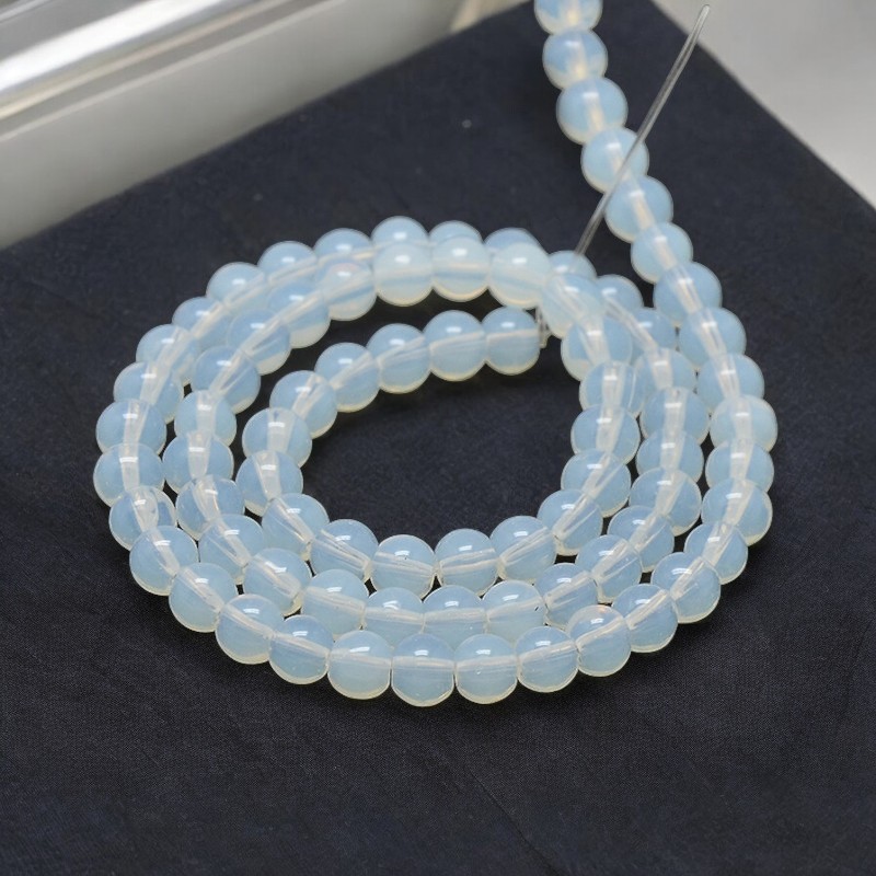 Opalit Perlenstang weiß rund glatt glänzend 6 mm  (ca. 60 Perlen / ca. 38 cm Länge)