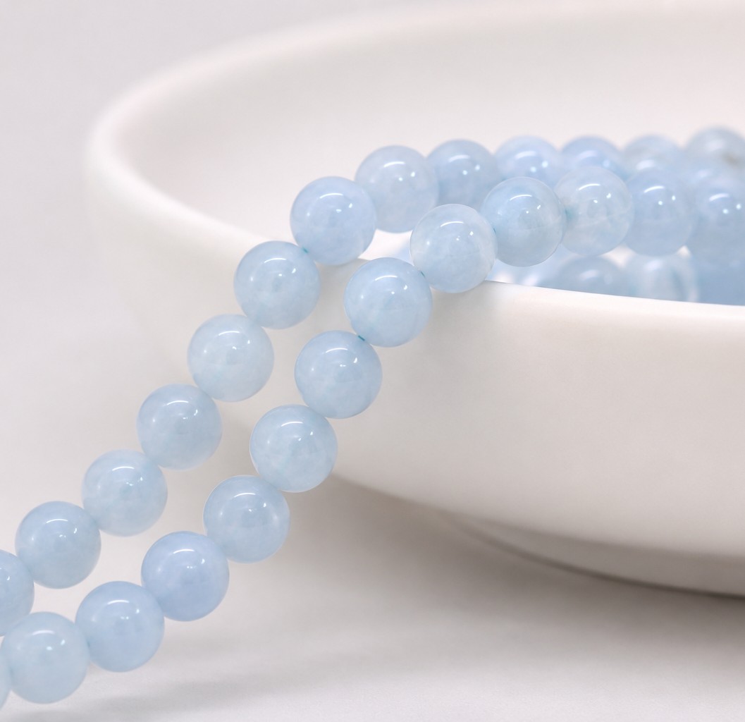 Aquamarin Perlenstrang 6 - 6,4 mm (ca. 62 Perlen / ca. 37 cm Länge) - Edelsteinperlen für Schmuckdesign
