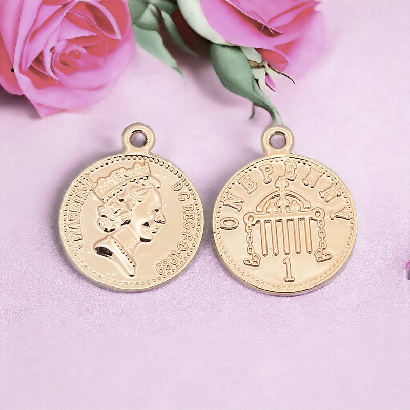 Charm Anhänger Münze hell goldfarben