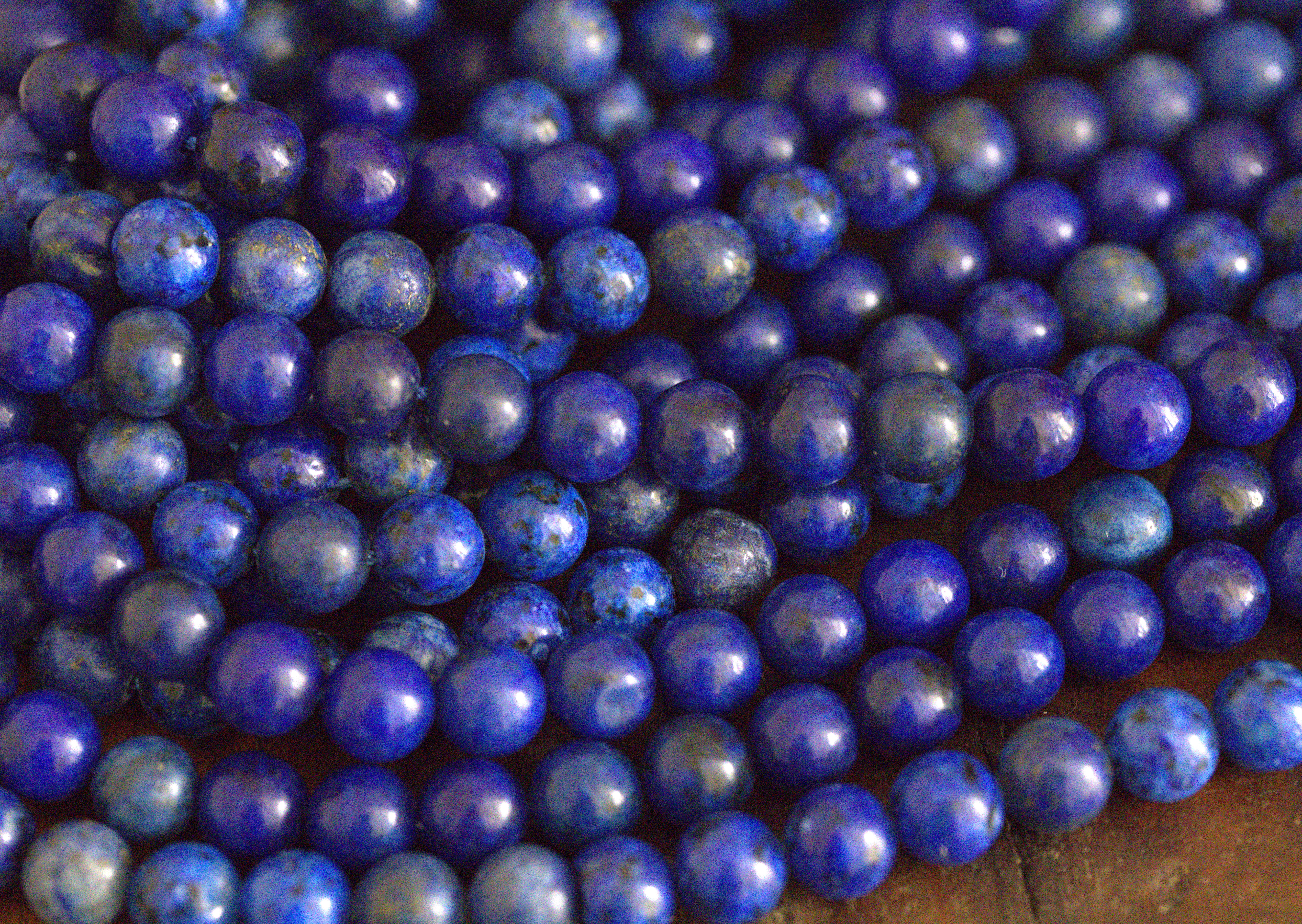 Lapislazuli Perlenstrang 8 mm gefärbt rund glatt glänzend (ca. 45 Perlen / ca. 40 cm Länge)