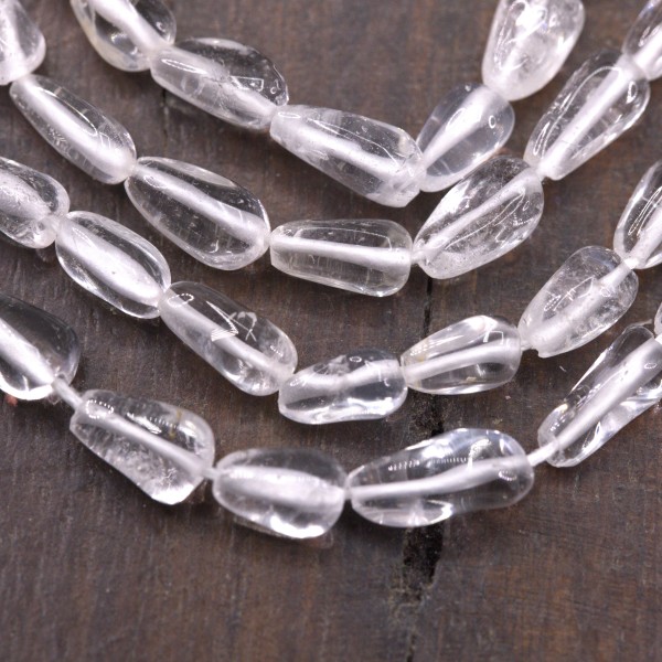 Quarzkristall Perlenstrang unregelmäßige Tränen 6-7 x 1-5 mm (ca. 34 cm Länge)