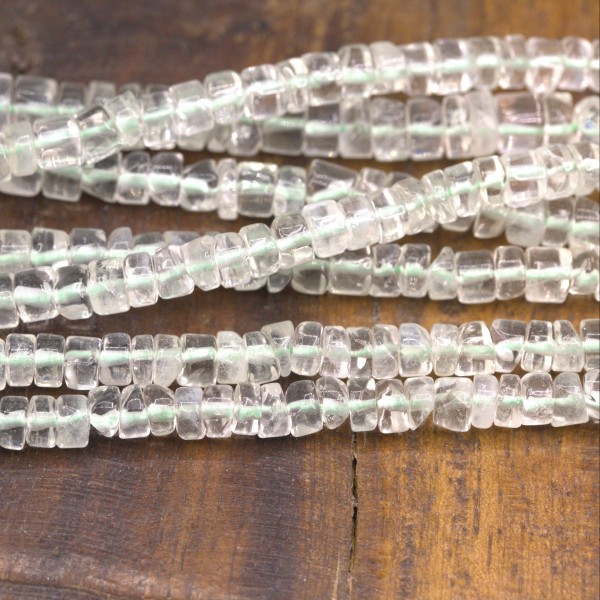 Natürlicher grüner Fluorit Perlenstrang unregelmäßige Rondelle 4-5 x 2-3 mm (ca. 35 cm Länge)