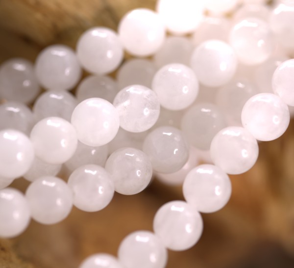 Natürliche weiße Jadeperlen rund glatt glänzend 8 mm (ca. 47 Perlen / ca. 37 cm Länge)