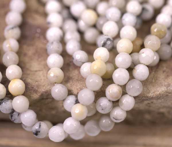 Natürlicher heller Achat Perlenstrang leicht facettiert rund glatt glänzend 6 mm (ca. 65 Perlen / ca