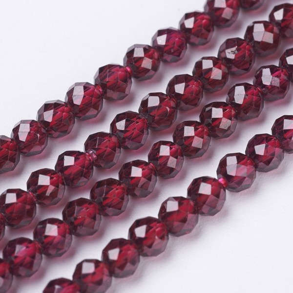 Natürlicher Granat Perlenstrang facettiert rot 3 mm (ca. 135 Perlen / ca. 39 cm Länge)